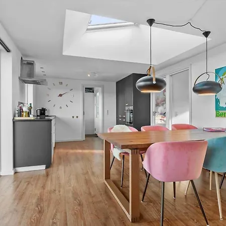 8597-glesborg-karens-bakke-25 *